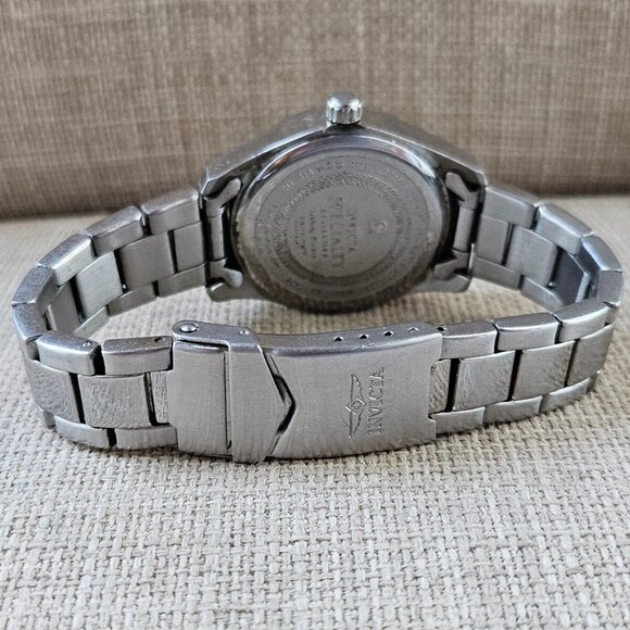 Invicta Women Wristwatch Speciality Collection Silver Tone Quartz Analog Watch - Picture 8 of 13